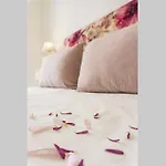Lalitana Center * לאגוּ‏ש